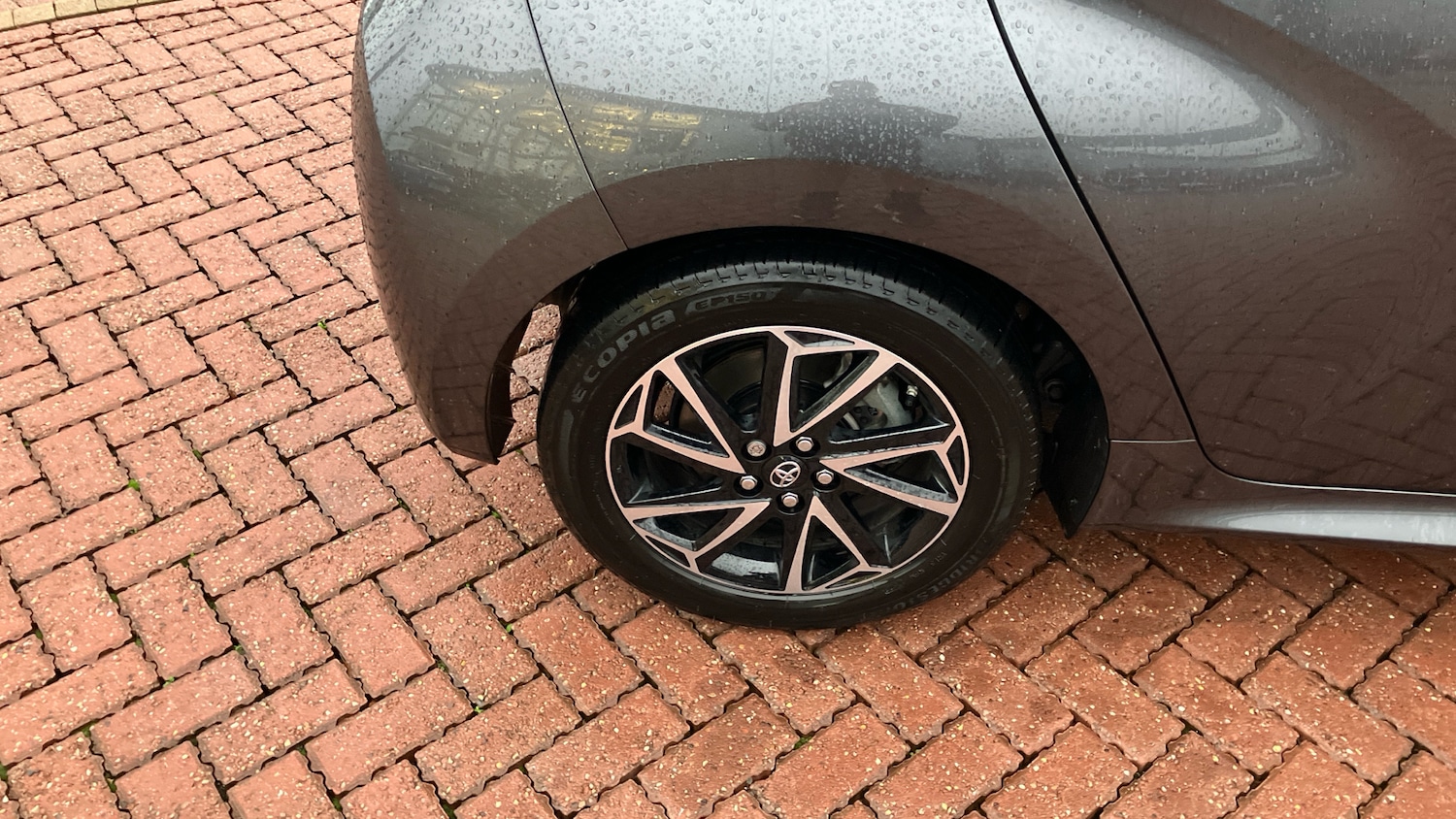 Used Toyota Yaris 2023 for sale - 76588522: Photo 33