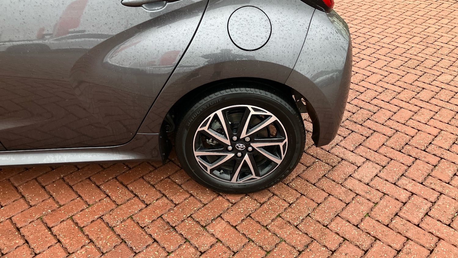 Used Toyota Yaris 2023 for sale - 76588522: Photo 34