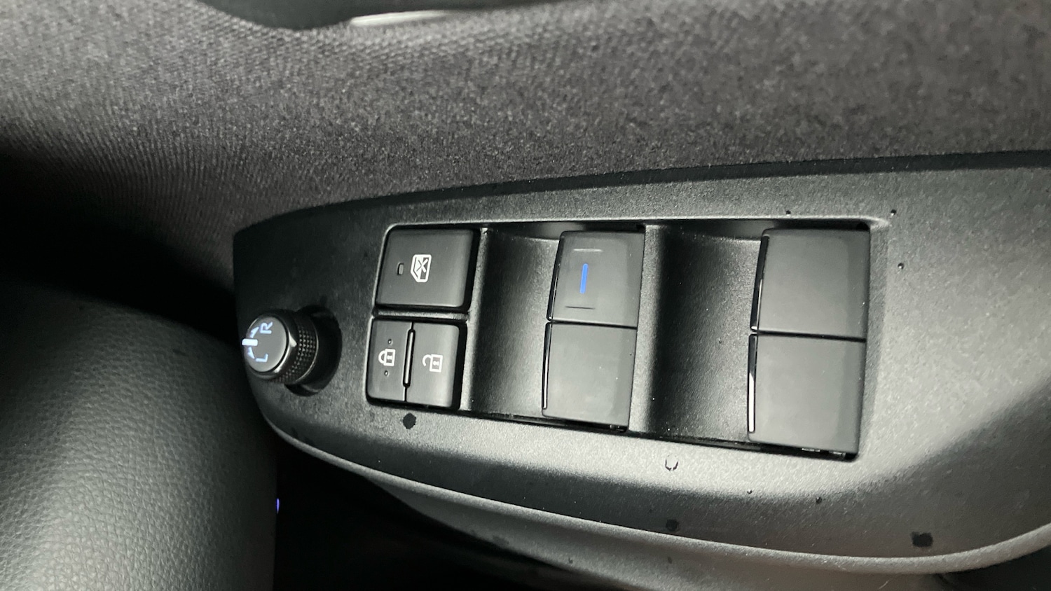 Used Toyota Yaris 2023 for sale - 76588522: Photo 40