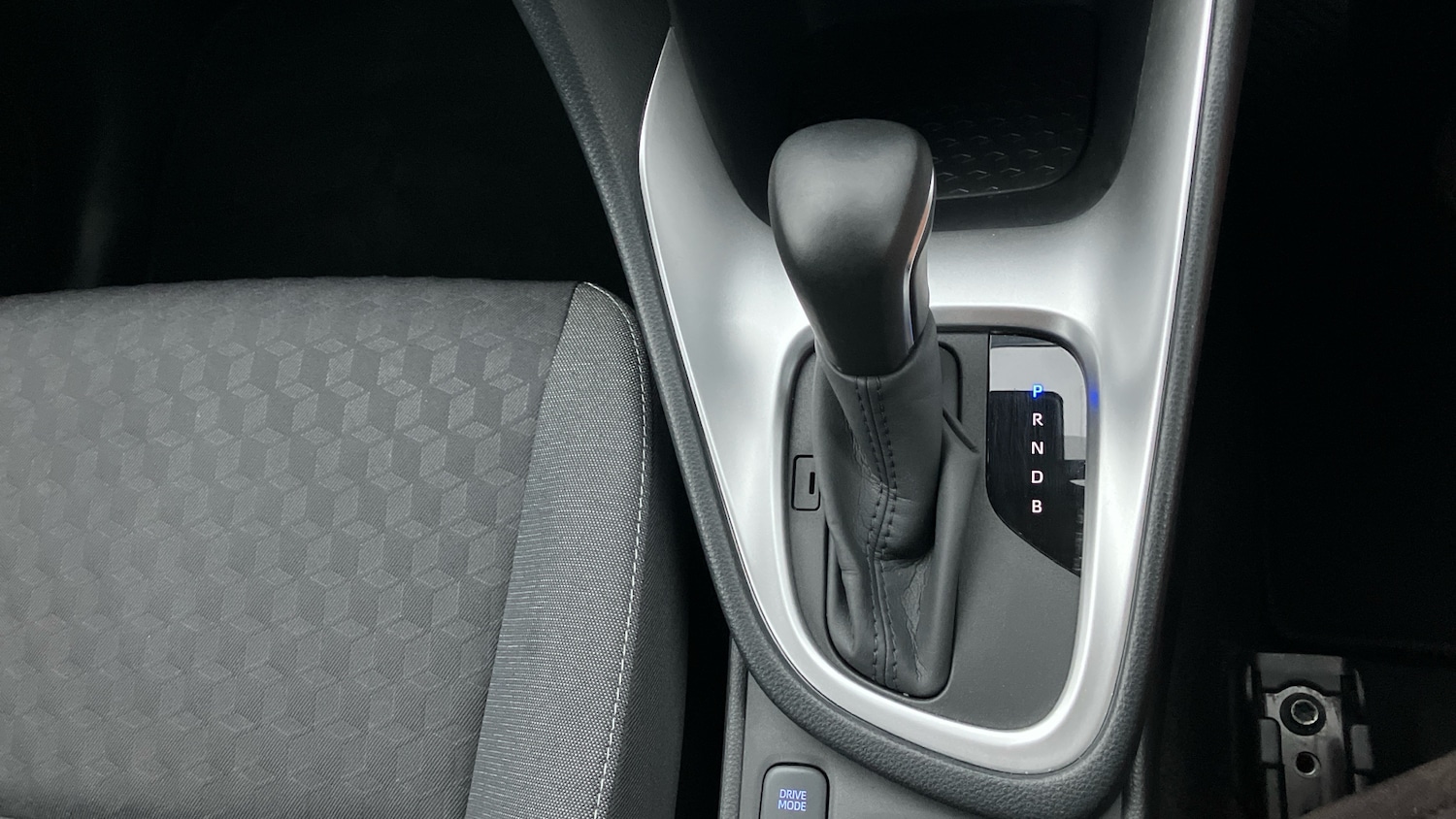 Used Toyota Yaris 2023 for sale - 76588522: Photo 41