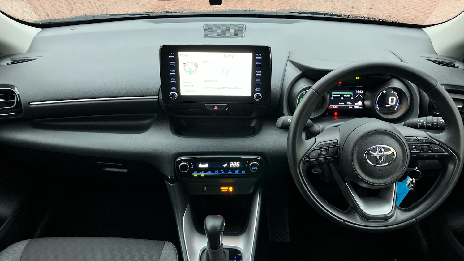 Used Toyota Yaris 2023 for sale - 76588522: Photo 5