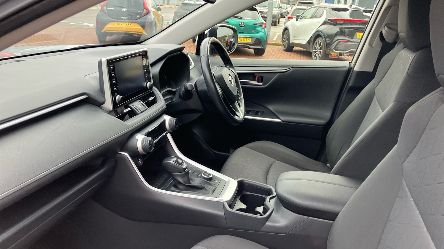 Used Toyota RAV4 2020 for sale - 77590310: Photo 10