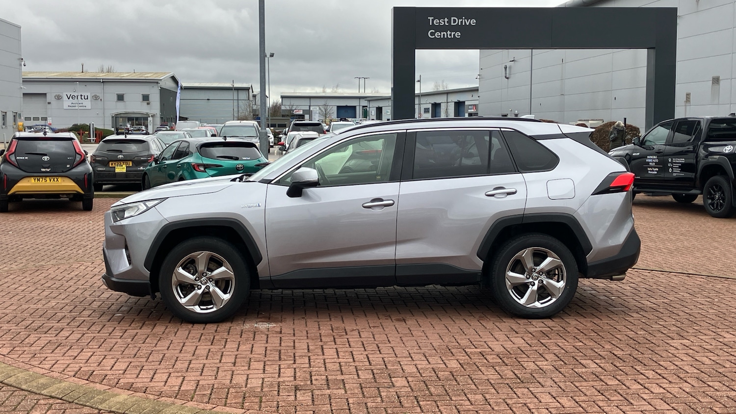 Used Toyota RAV4 2020 for sale - 77590310: Photo 17