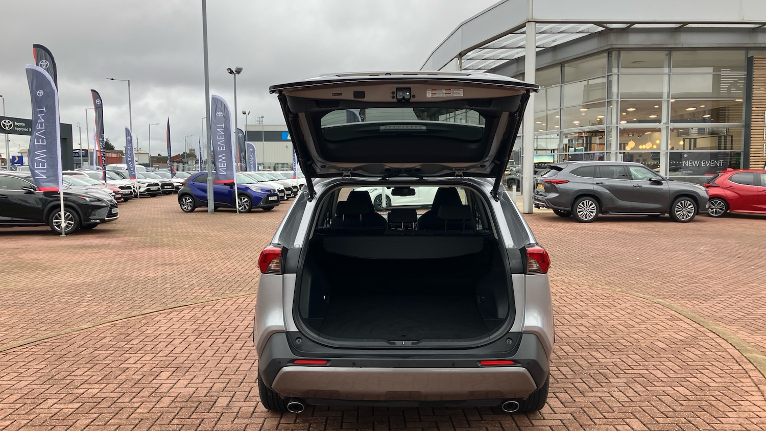 Used Toyota RAV4 2020 for sale - 77590310: Photo 33