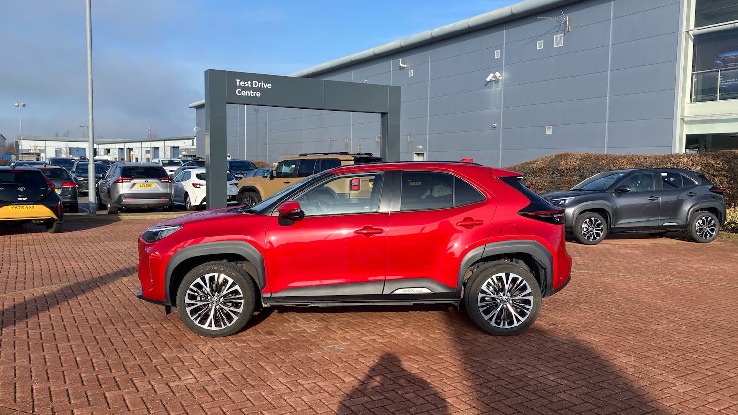 Used Toyota Yaris Cross 2023 for sale - 77434539: Photo 17