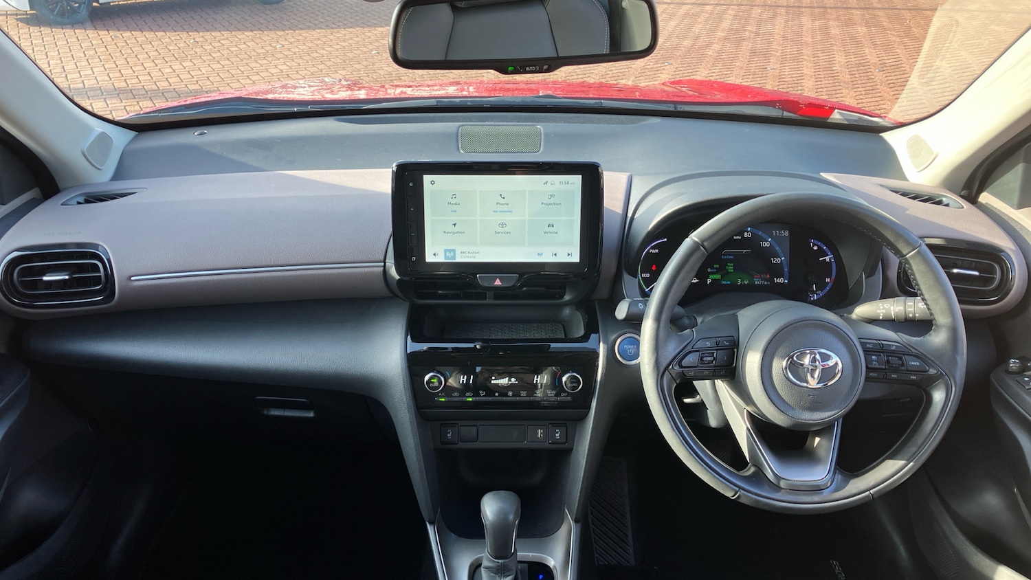 Used Toyota Yaris Cross 2023 for sale - 77434539: Photo 5