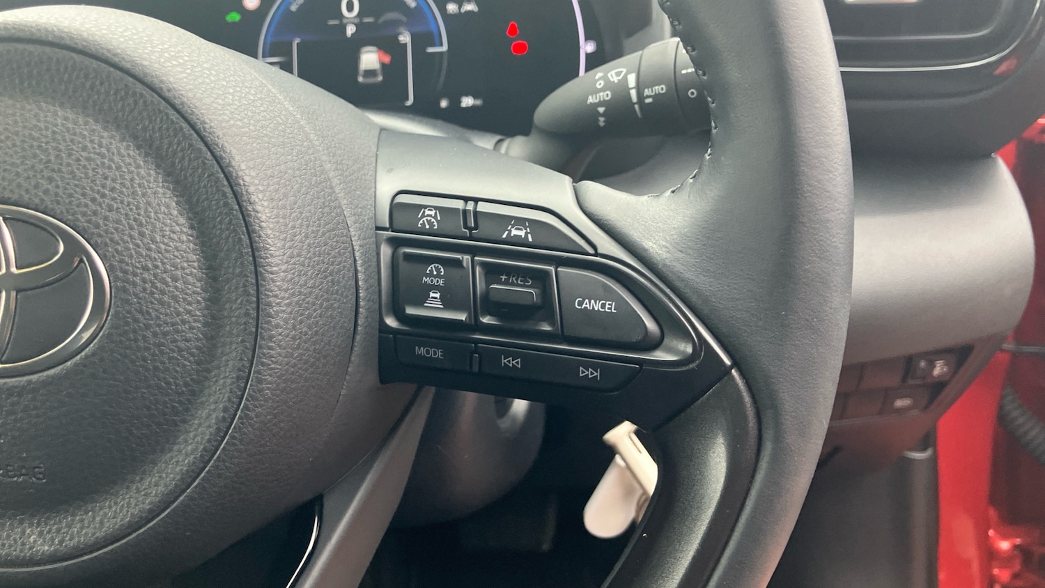 Used Toyota Yaris 2024 for sale - 76779218: Photo 38