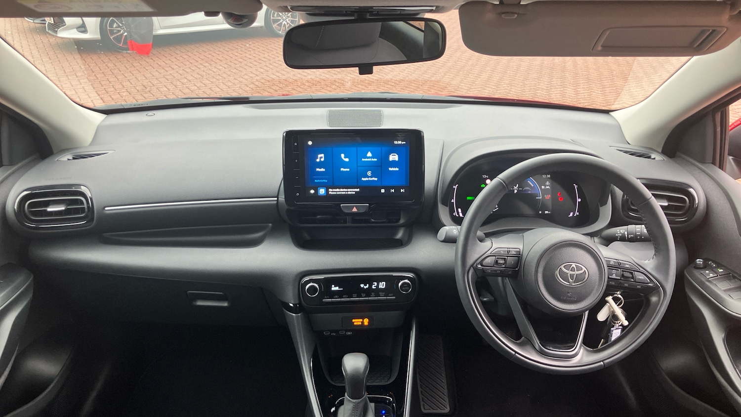 Used Toyota Yaris 2024 for sale - 76779218: Photo 5