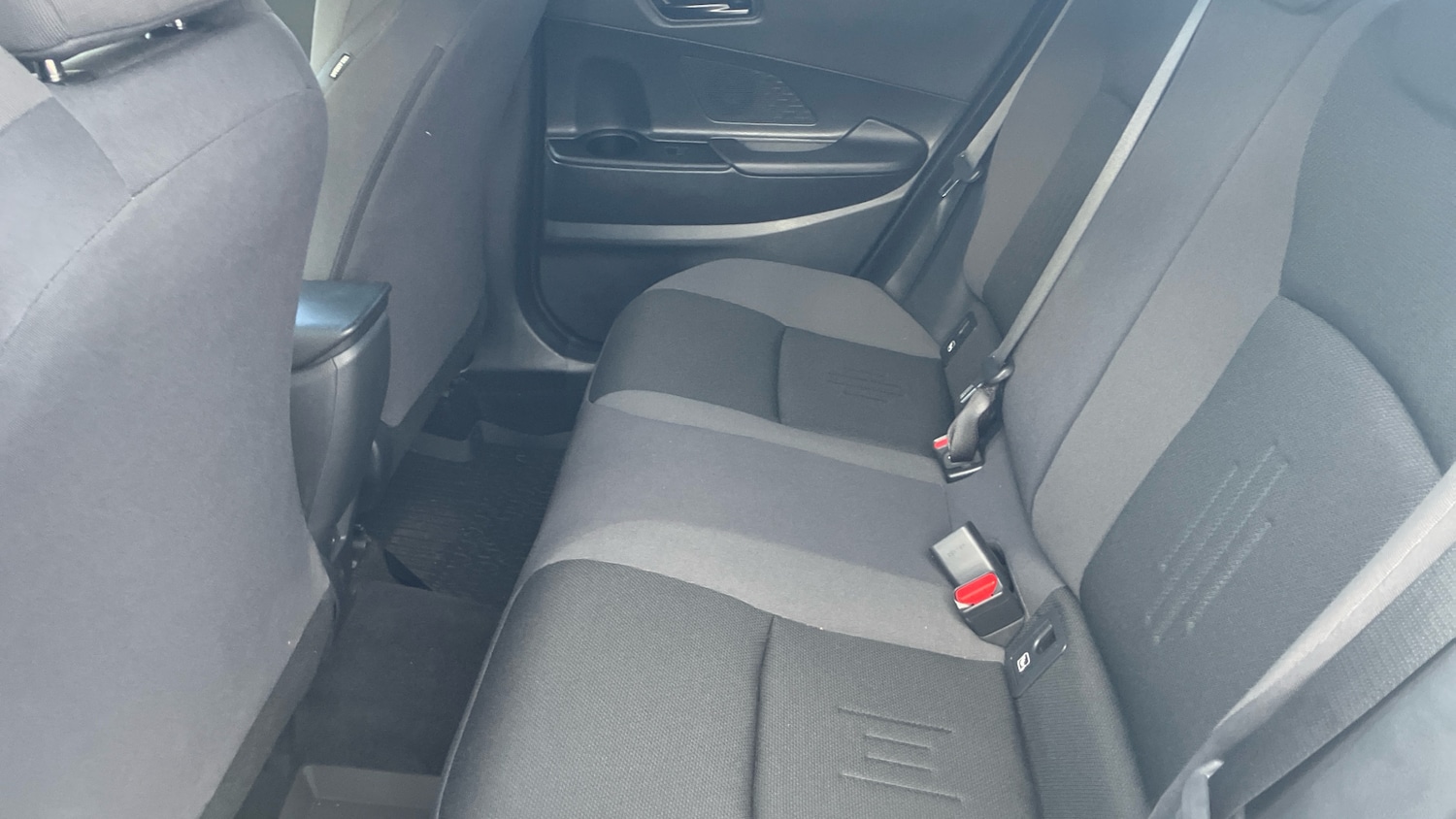 Used Toyota C-HR 2025 for sale - 76332668: Photo 13
