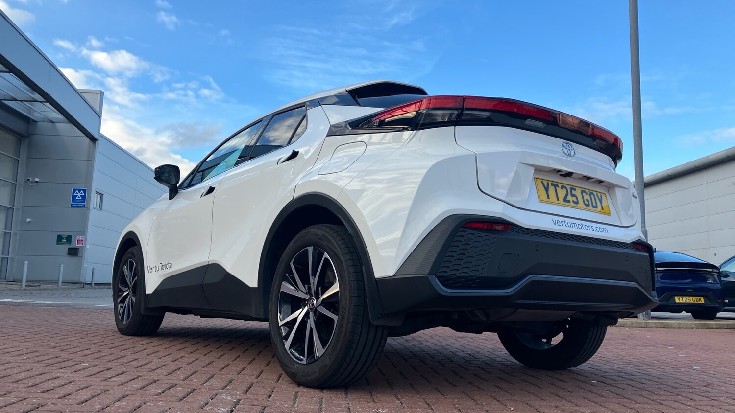 Used Toyota C-HR 2025 for sale - 76332668: Photo 21