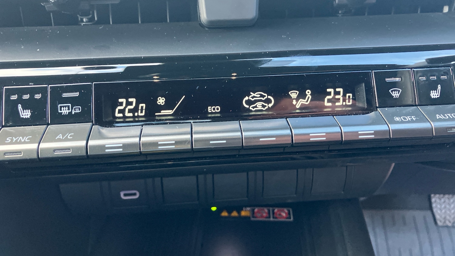 Used Toyota C-HR 2025 for sale - 76332668: Photo 37