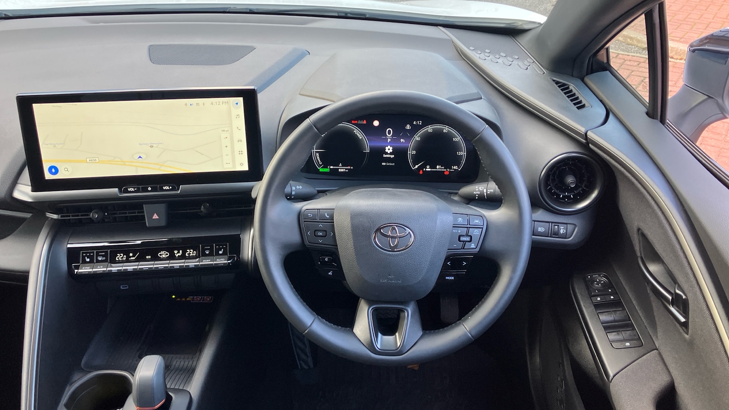 Used Toyota C-HR 2025 for sale - 76332668: Photo 6