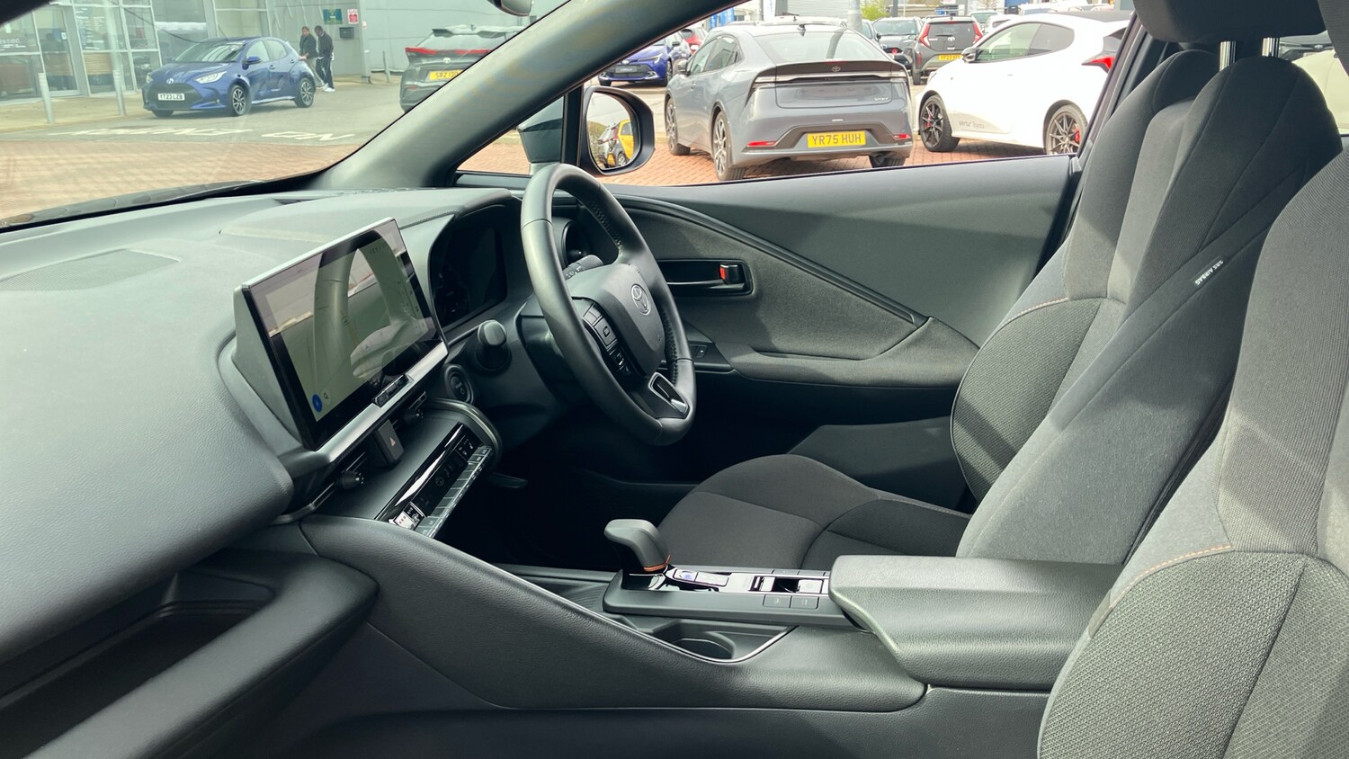 Used Toyota C-HR 2024 for sale - 77983886: Photo 10