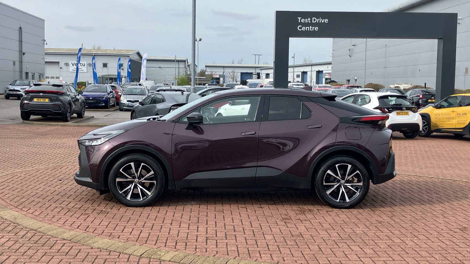 Used Toyota C-HR 2024 for sale - 77983886: Photo 17