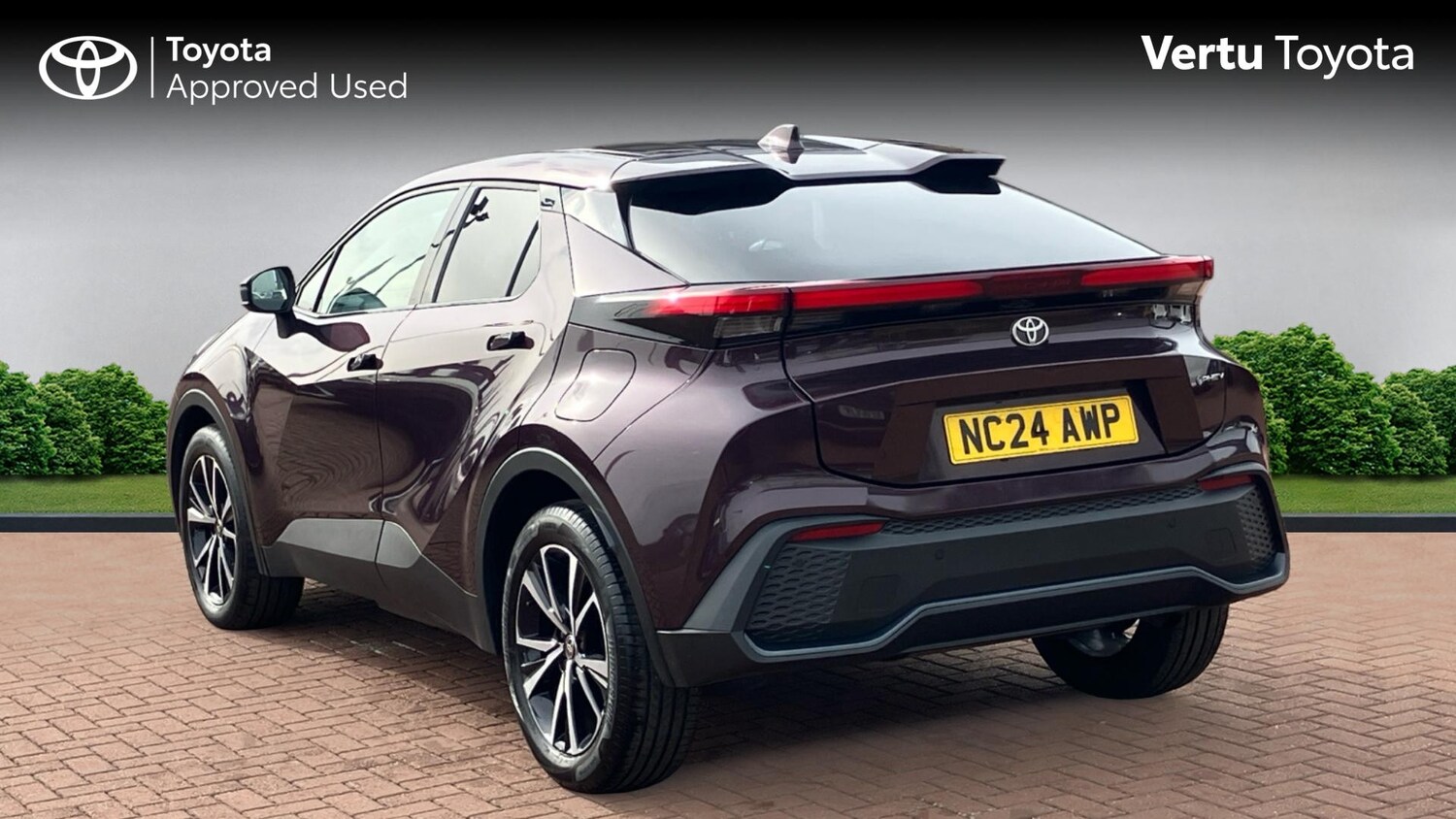 Used Toyota C-HR 2024 for sale - 77983886: Photo 4