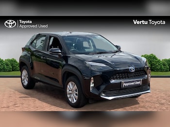 Used Toyota Yaris Cross 2024 for sale - 78802119: Photo