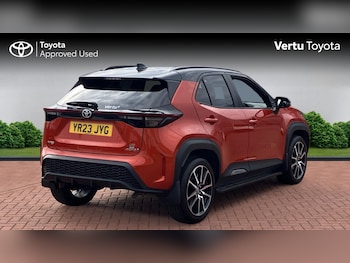 Used Toyota Yaris Cross 2023 for sale - 76196313: Photo 2