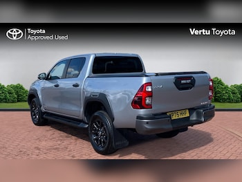 Used Toyota Hilux 2025 for sale - 79153637: Photo