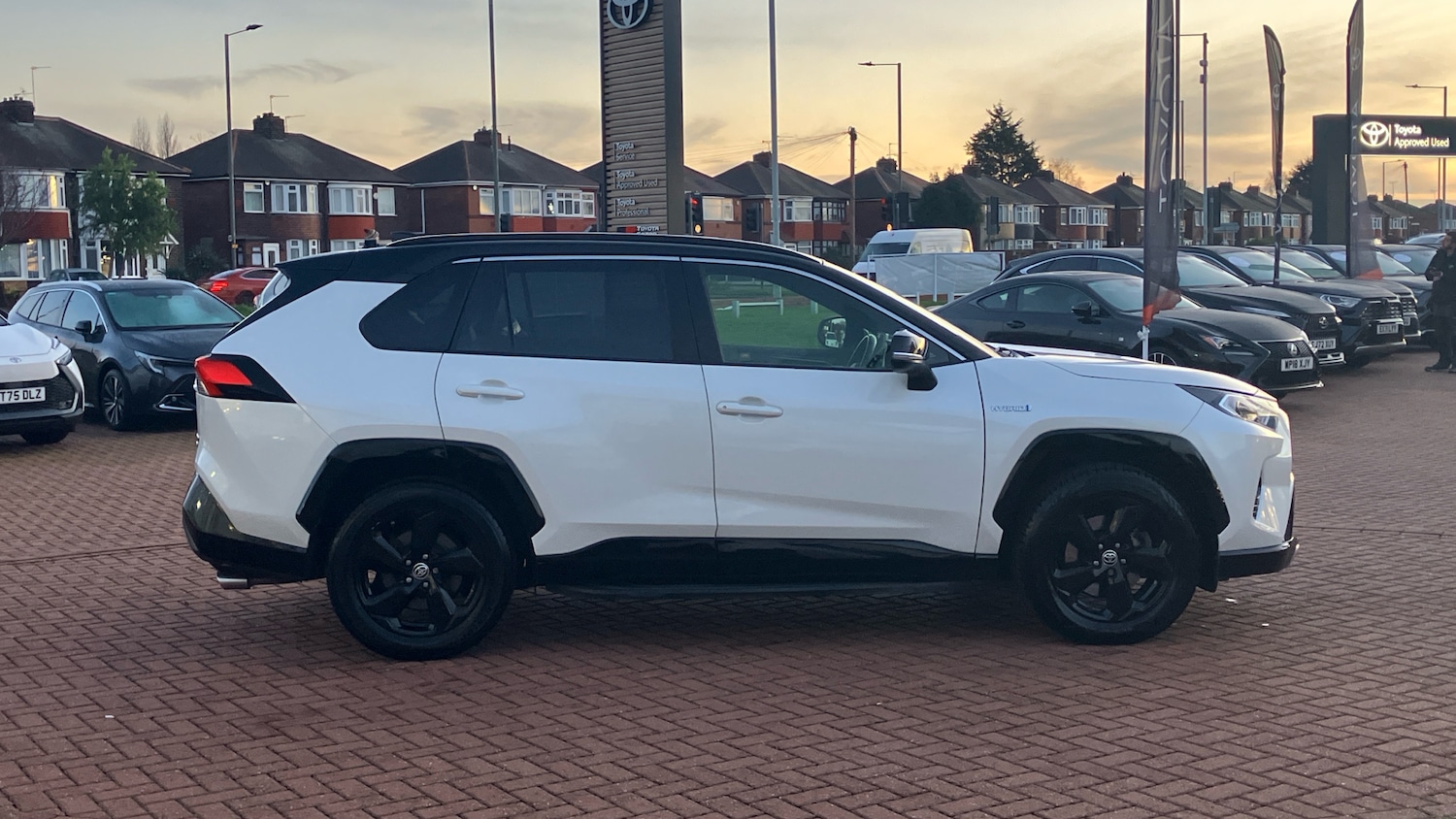 Used Toyota RAV4 2020 for sale - 77225672: Photo 16