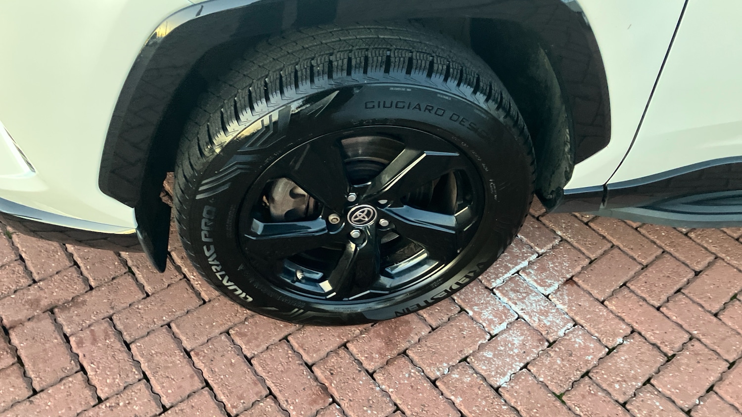 Used Toyota RAV4 2020 for sale - 77225672: Photo 32