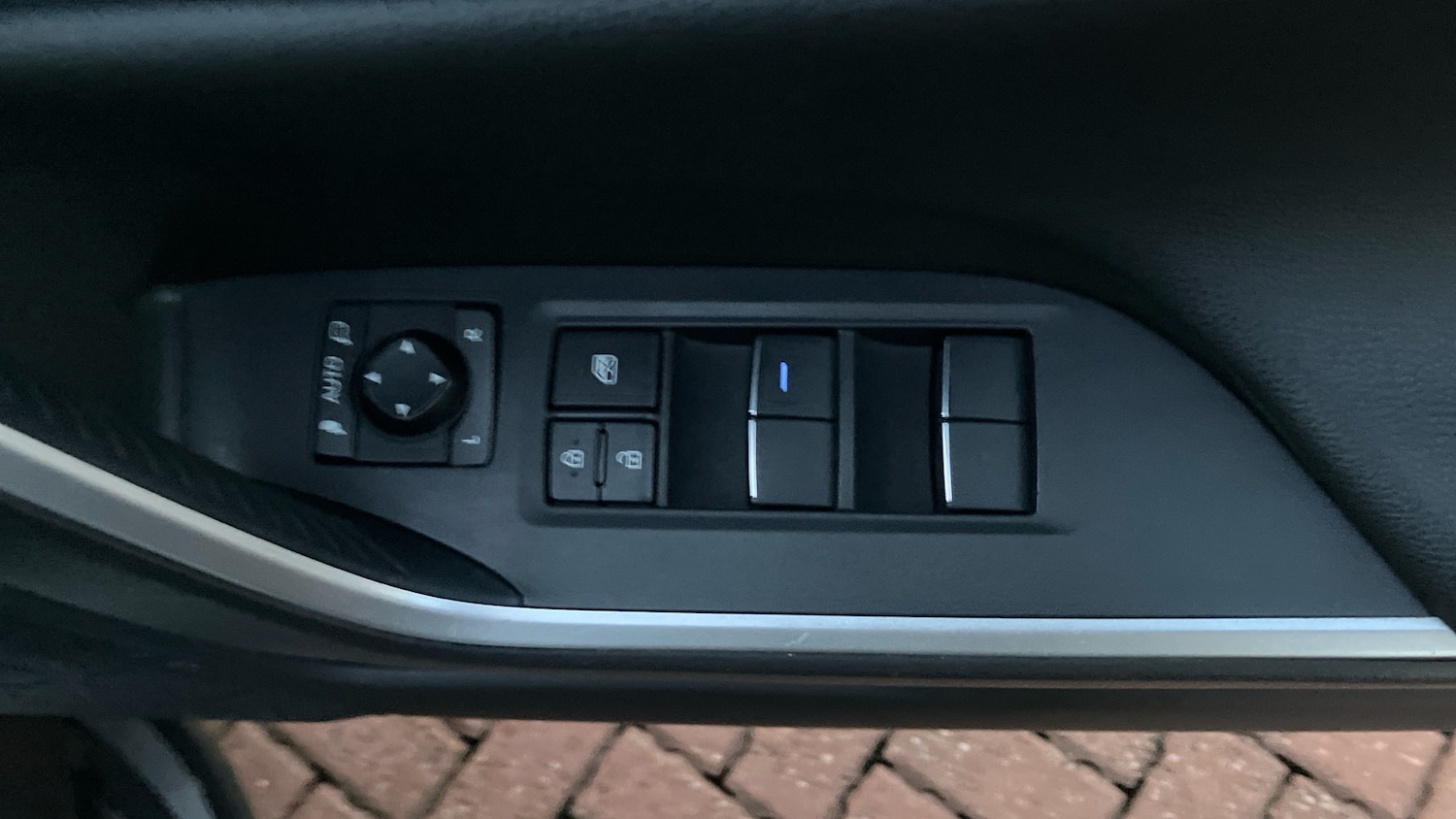 Used Toyota RAV4 2020 for sale - 77225672: Photo 44