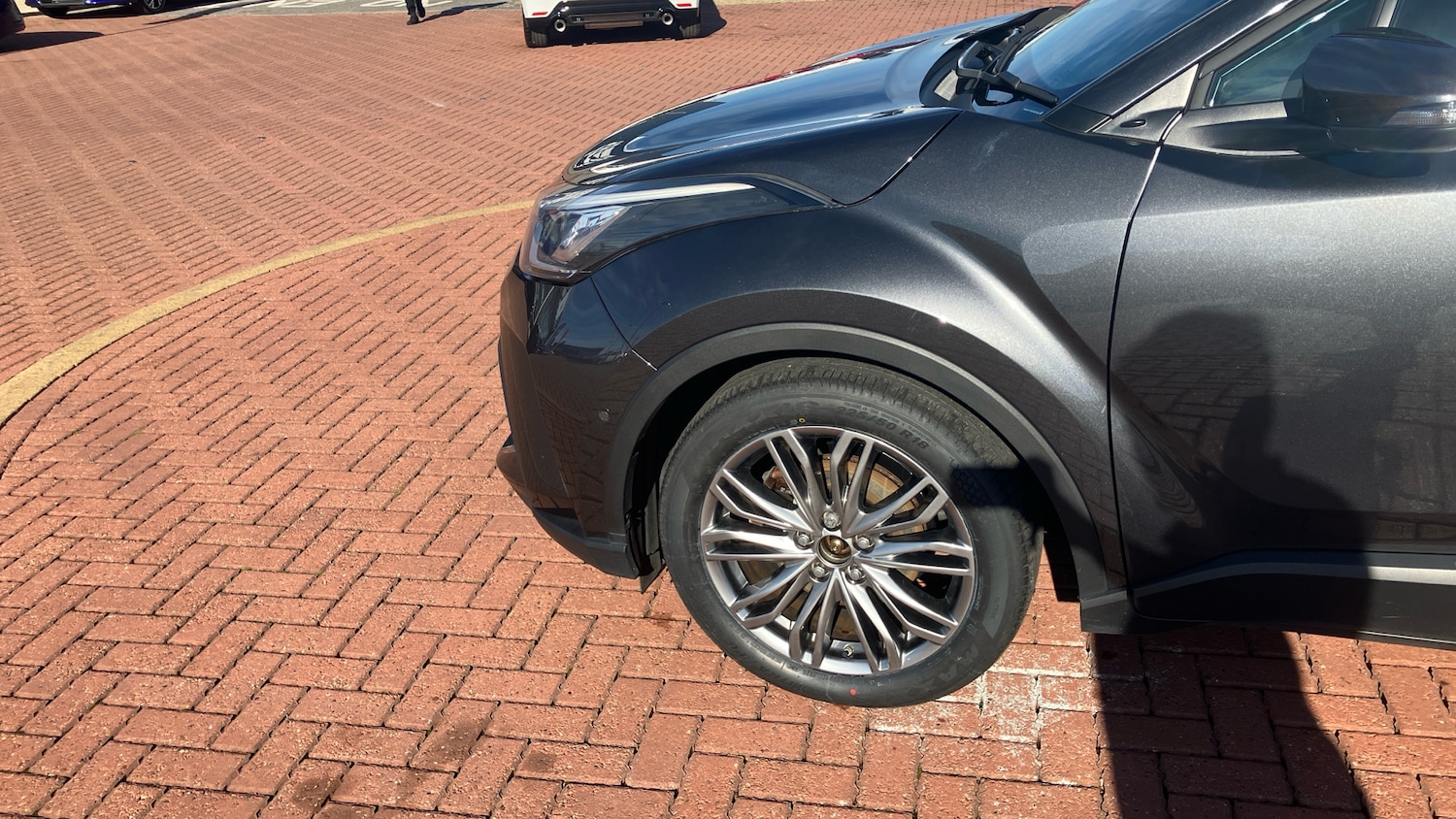 Used Toyota C-HR 2023 for sale - 76114821: Photo 30