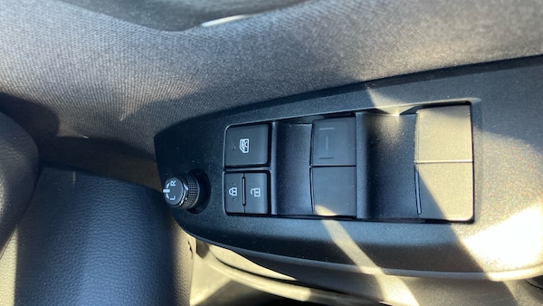 Used Toyota Yaris 2025 for sale - 76346804: Photo 39
