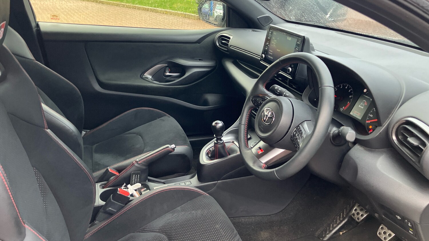 Used Toyota Yaris 2021 for sale - 77720940: Photo 11