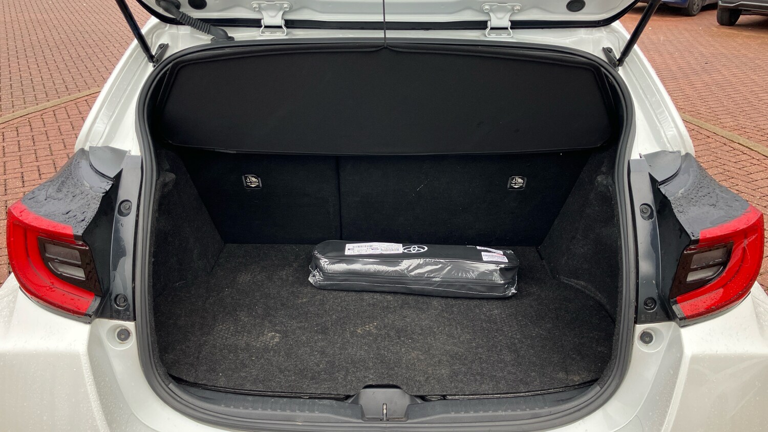 Used Toyota Yaris 2021 for sale - 77720940: Photo 14