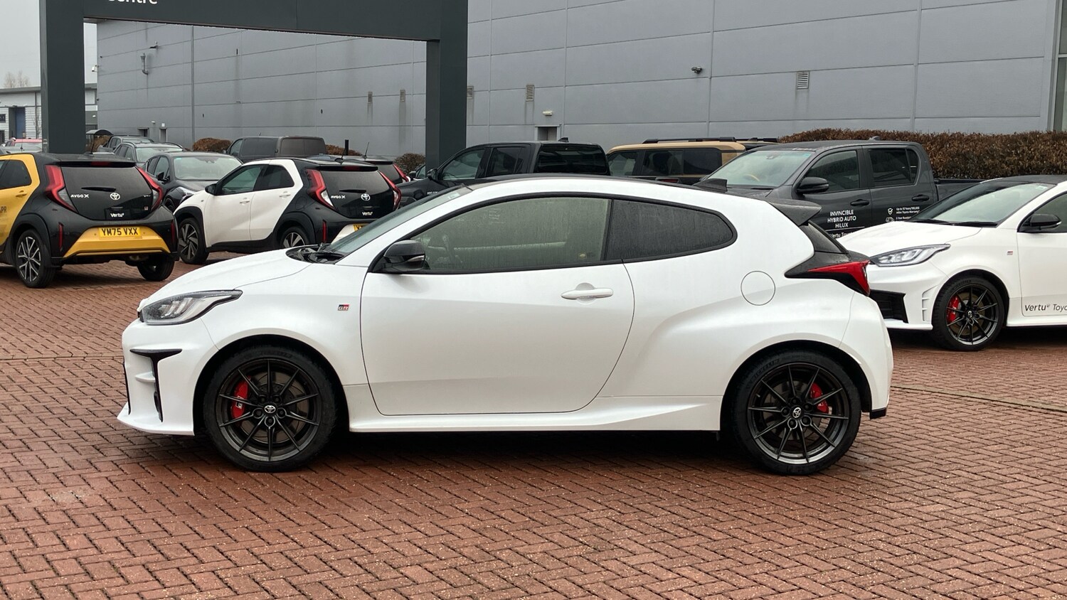 Used Toyota Yaris 2021 for sale - 77720940: Photo 17