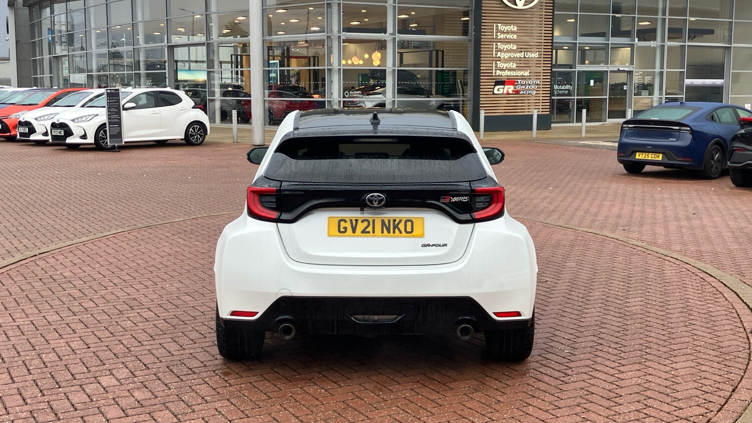 Used Toyota Yaris 2021 for sale - 77720940: Photo 19