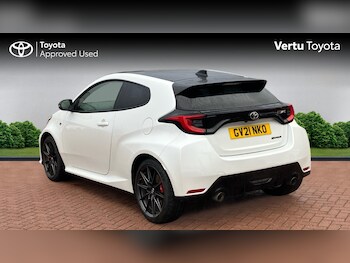 Used Toyota Yaris 2021 for sale - 77720940: Photo