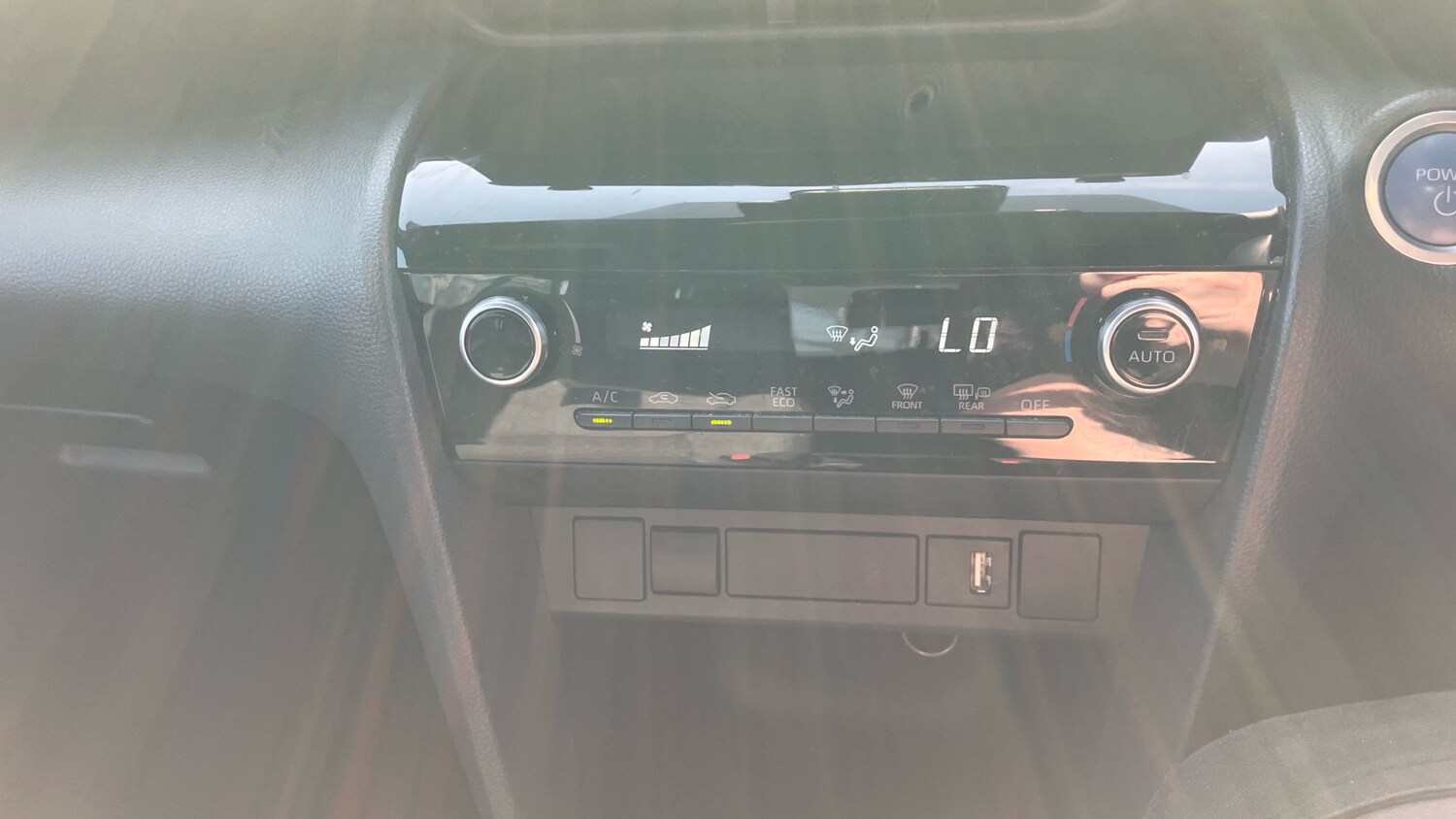 Used Toyota Yaris Cross 2022 for sale - 78223165: Photo 34