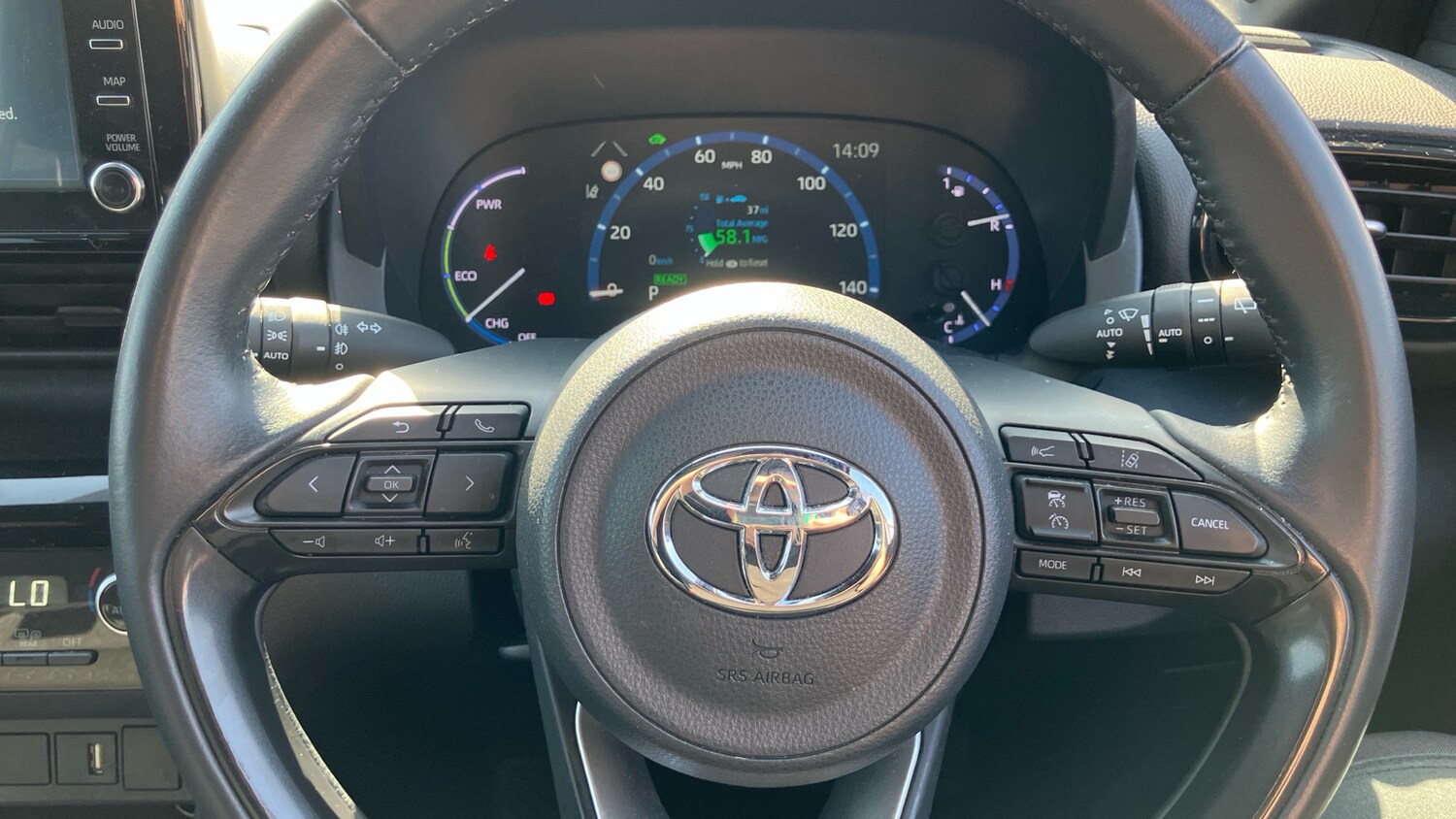 Used Toyota Yaris Cross 2022 for sale - 78223165: Photo 51