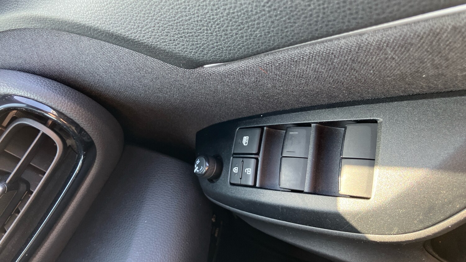 Used Toyota Yaris Cross 2022 for sale - 78223165: Photo 52