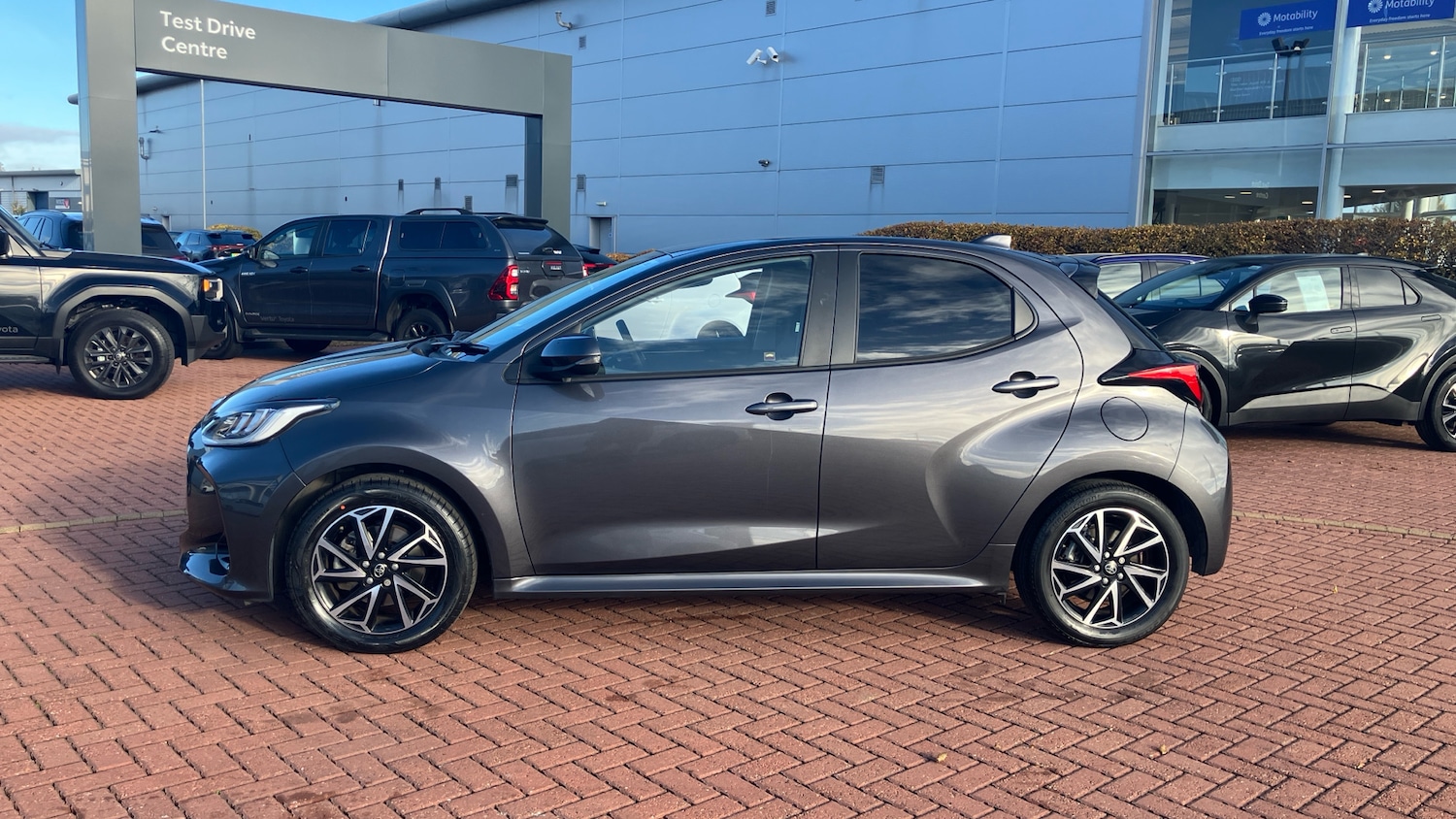 Used Toyota Yaris 2023 for sale - 76391594: Photo 17