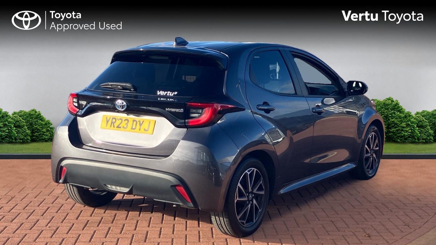 Used Toyota Yaris 2023 for sale - 76391594: Photo 2