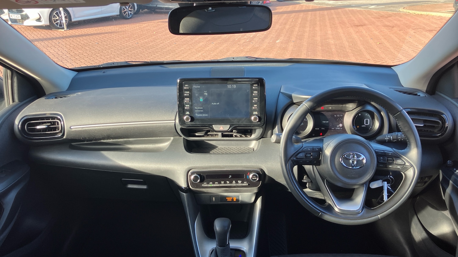 Used Toyota Yaris 2023 for sale - 76391594: Photo 37