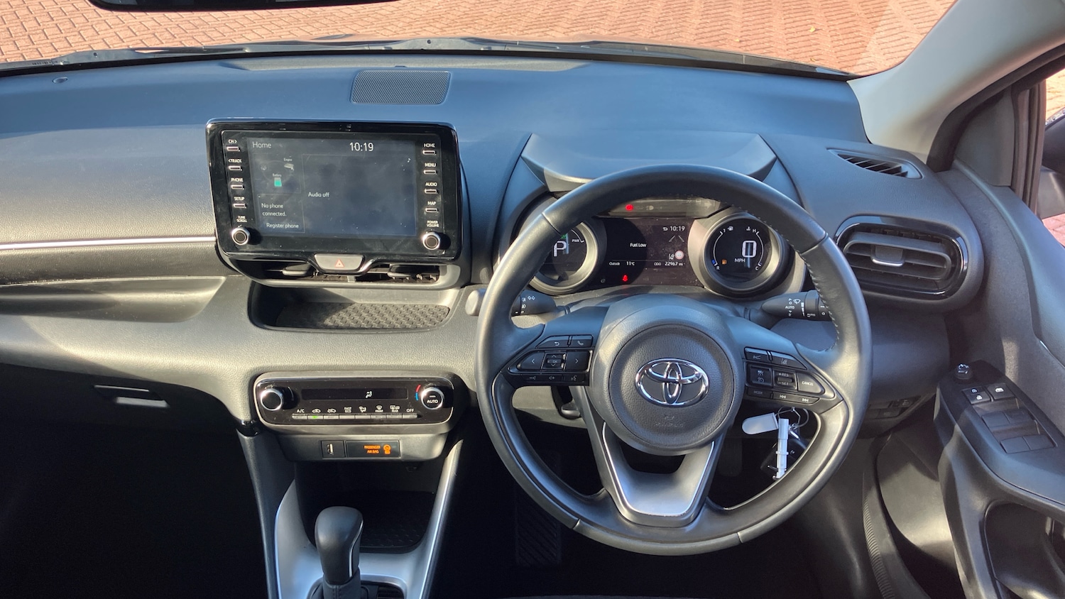 Used Toyota Yaris 2023 for sale - 76391594: Photo 6