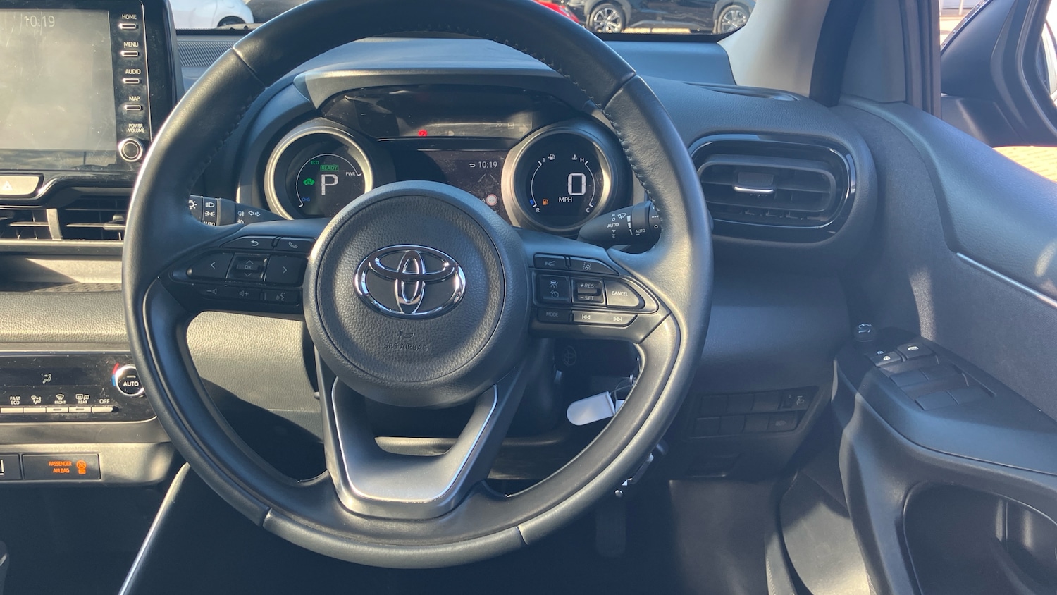 Used Toyota Yaris 2023 for sale - 76391594: Photo 8