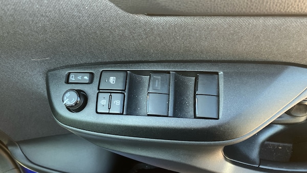 Used Toyota Yaris 2023 for sale - 76186548: Photo 36