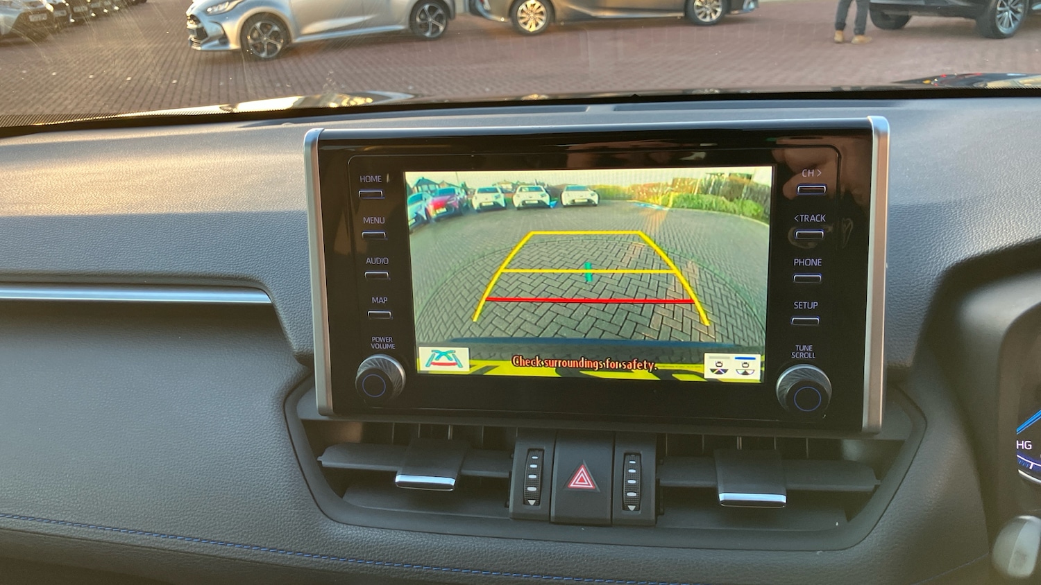 Used Toyota RAV4 2020 for sale - 77431574: Photo 27