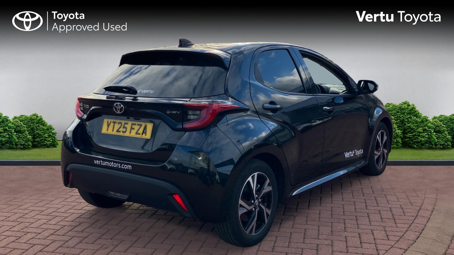 Used Toyota Yaris 2025 for sale - 76346809: Photo 2