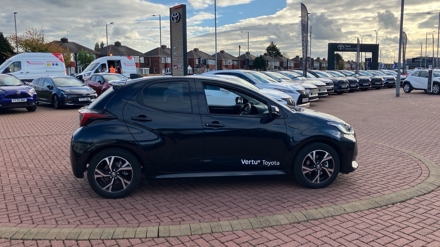 Used Toyota Yaris 2025 for sale - 76346809: Photo 28