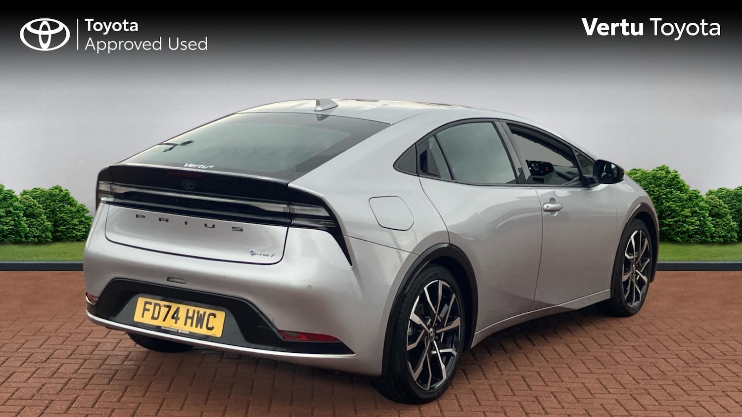 Used Toyota Prius 2024 for sale - 77127272: Photo 2