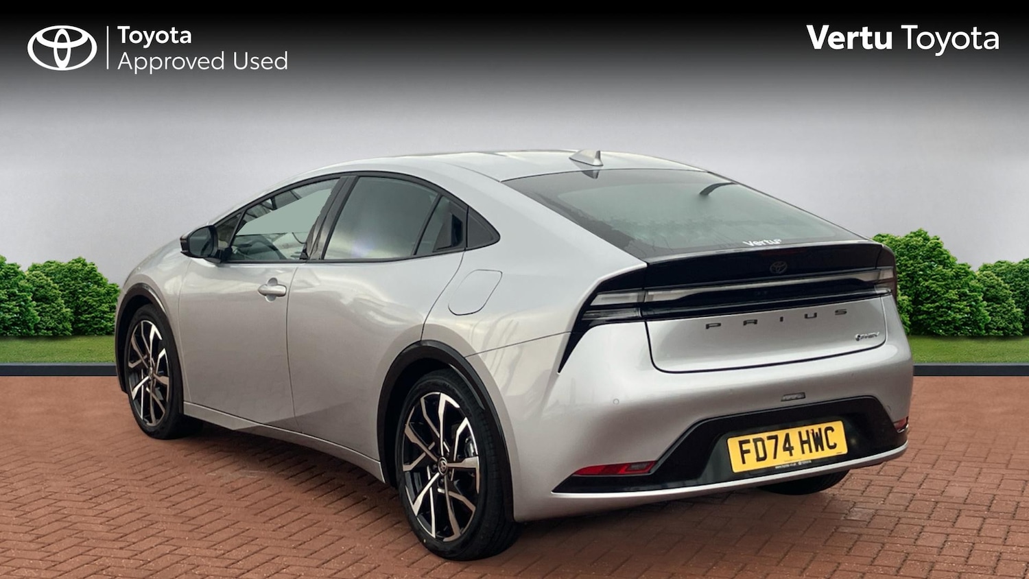 Used Toyota Prius 2024 for sale - 77127272: Photo 4