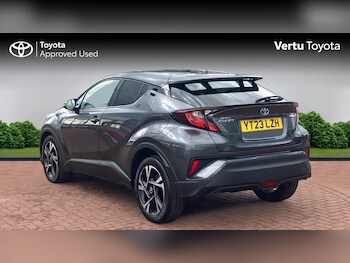 Used Toyota C-HR 2023 for sale - 78436666: Photo