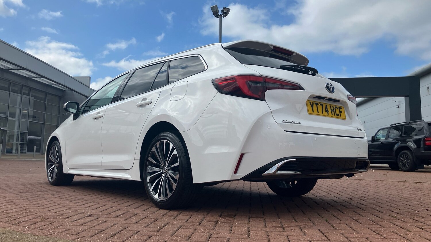 2024 Toyota Corolla 1.8 Hybrid Design 5dr CVT Hybrid Estate Estate Hybrid Automa - Picture 21 of 24