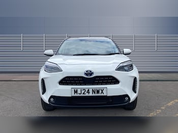 Used Toyota Yaris Cross 2024 for sale - 75605125: Photo