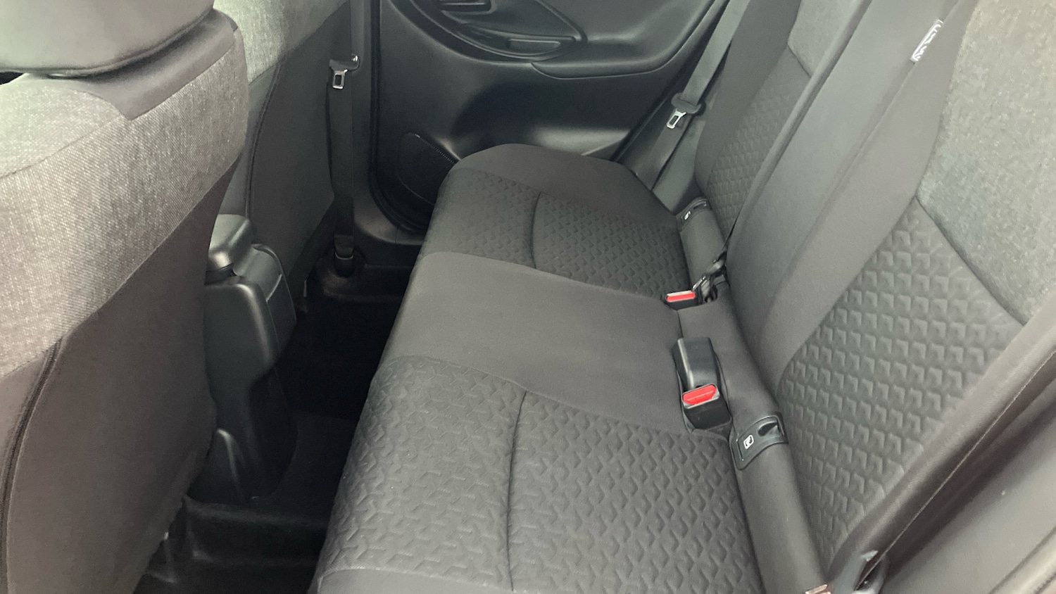 Used Toyota Yaris Cross 2023 for sale - 76477144: Photo 13